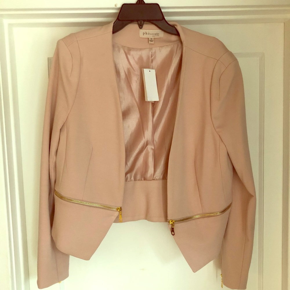 Philosophy blush, cropped jacket